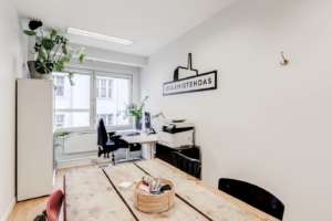 Työskentelytila-Pikku-Punavuori2-1400 Osaamistehdas Kokoustilat - Työskentelytila Pikku-Punavuori