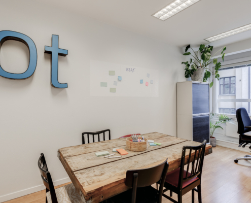 Osaamistehdas Kokoustilat - Kokoustila Punavuori - Työskentelytila Pikku-Punavuori, Etätyötila Punavuori, Helsinki