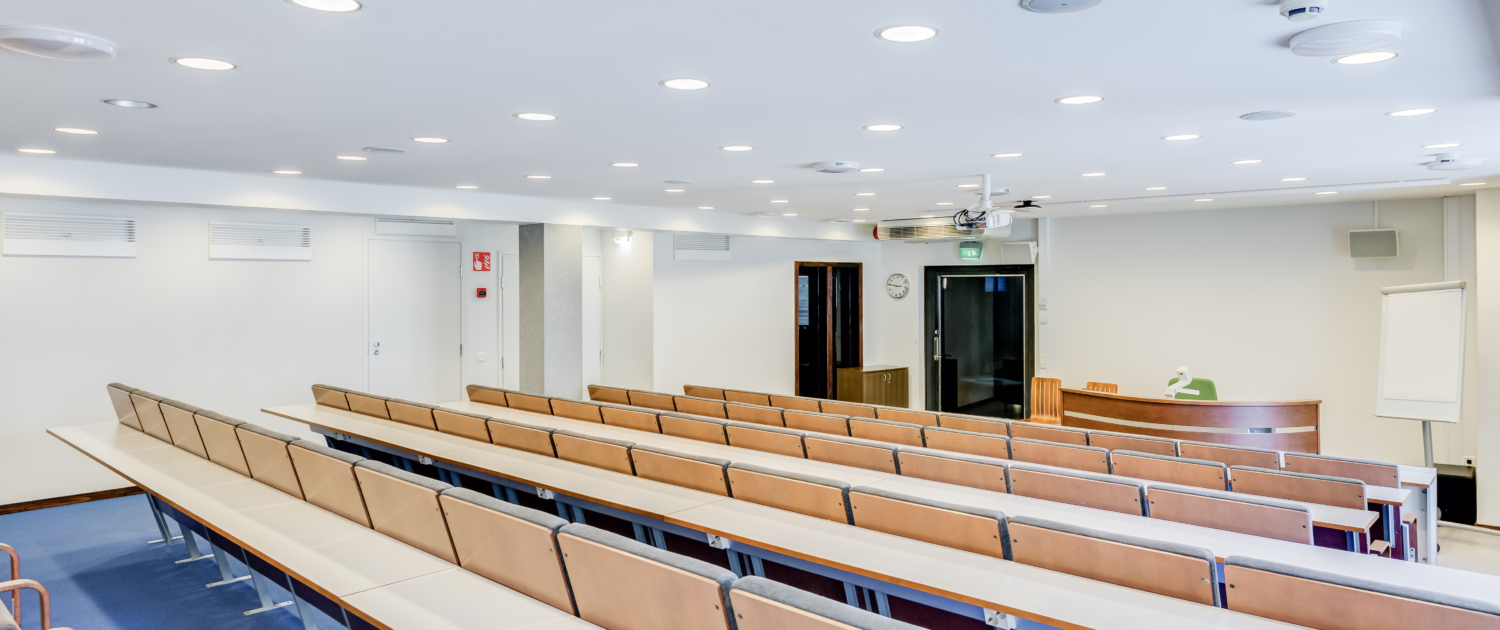 Osaamistehdas Kokoustilat - Kokoustila Punavuori – Auditorio Roba Osaamistehdas Kokoustilat - Kokoustila Punavuori – Auditorio Roba