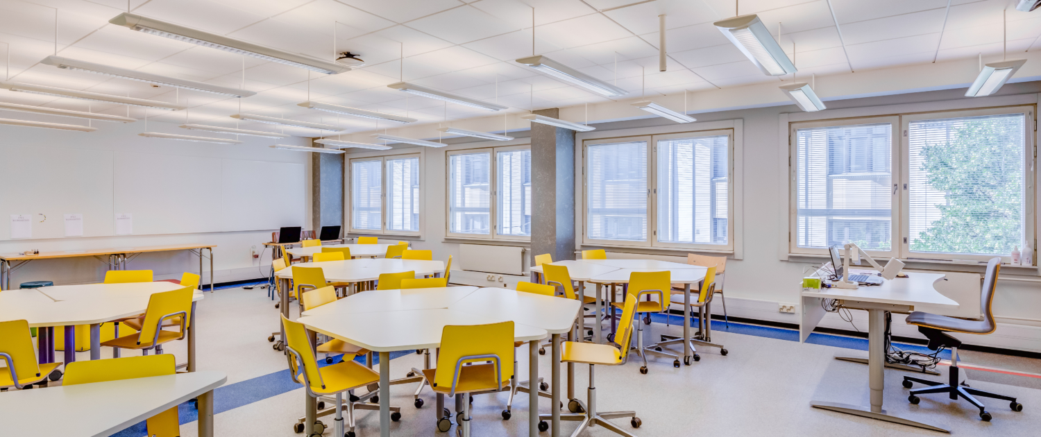 Osaamistehdas Kokoustilat - Kokoustila Punavuori – Koulutustila Roba Osaamistehdas Kokoustilat - Kokoustila Punavuori – Koulutustila Roba