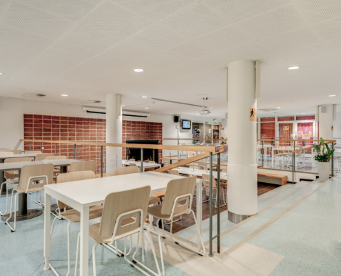 Osaamistehdas Kokoustilat - Kokoustila Eira - Kokoustila Laivurin Rumpu Osaamistehdas Kokoustilat - Kokoustila Eira - Kokoustila Laivurin Rumpu