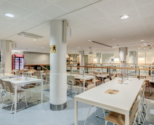 Osaamistehdas Kokoustilat - Kokoustila Eira - Kokoustila Laivurin Rumpu Osaamistehdas Kokoustilat - Kokoustila Eira - Kokoustila Laivurin Rumpu